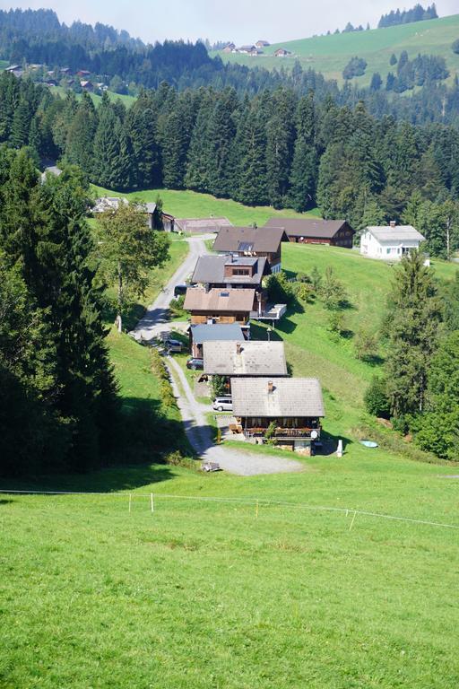 Ferienwohnungen Im Blockhaus Metzler Шварценберг-им-Брегенцервальд Экстерьер фото